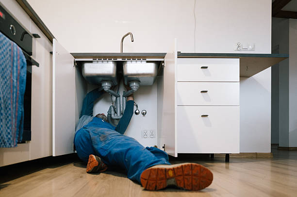 Professional Pipe Repair technician working in Bryant, IL